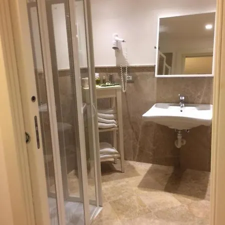 Hotel Girifalco Massa Marittima