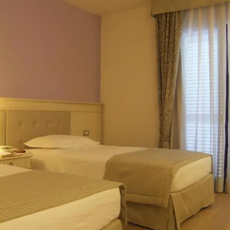 Hotel Girifalco - Nature & Relax 3*